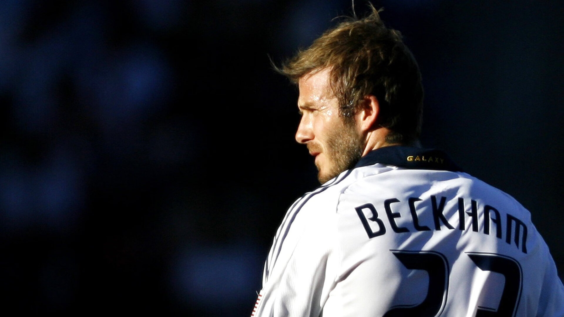 “胡利安·门德斯:全能球员的崛起,助力阿根廷美洲狮队未来走向巅峰”